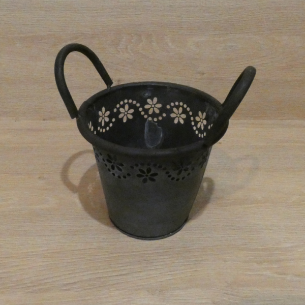 vyr_39407_produkt-1 Plechový kvetináč, sivý - 17,5x14x13cm